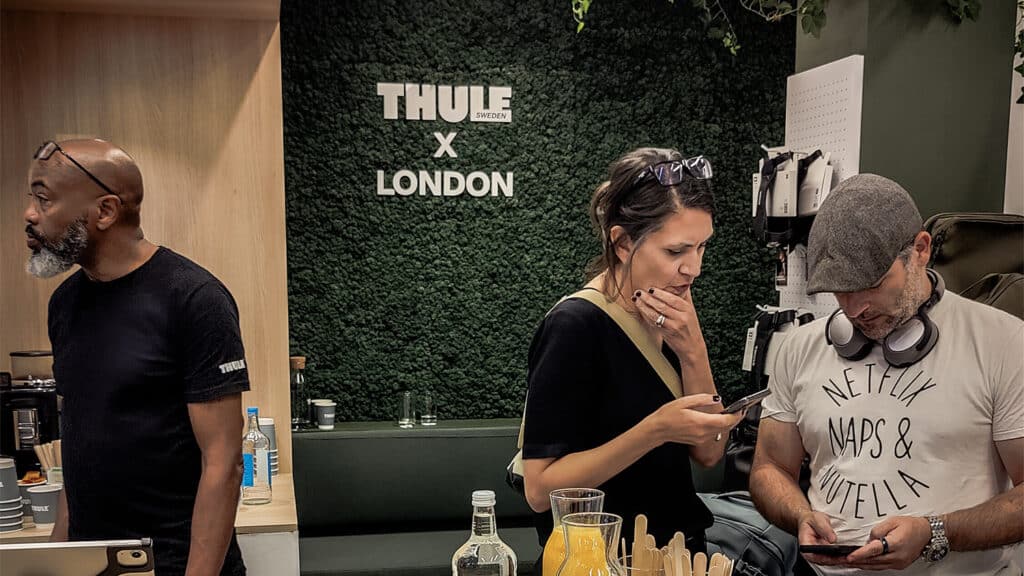 Het meest duurzame product is het product dat je niet hoeft te vervangen. Sustainable Trails ging met de trein naar Londen en sprak met Thule over design, veiligheid en levensduur.
